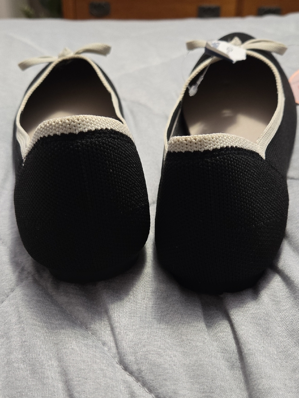 Danskin Slip On Ballet Flat Shoes - Size 8 - NWT - Black - Picture 6 of 6